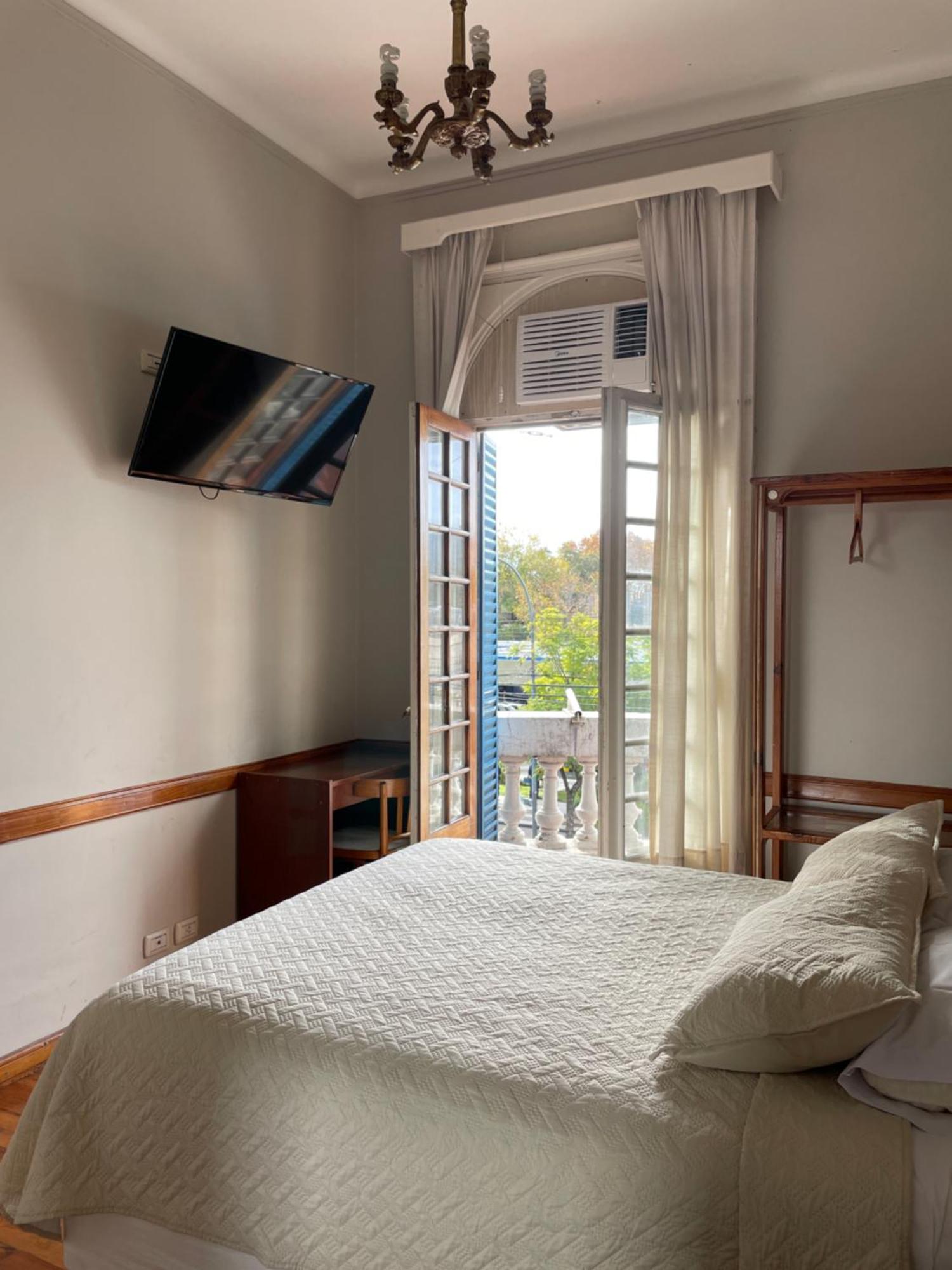 Hotel Vicente López Buitenkant foto
