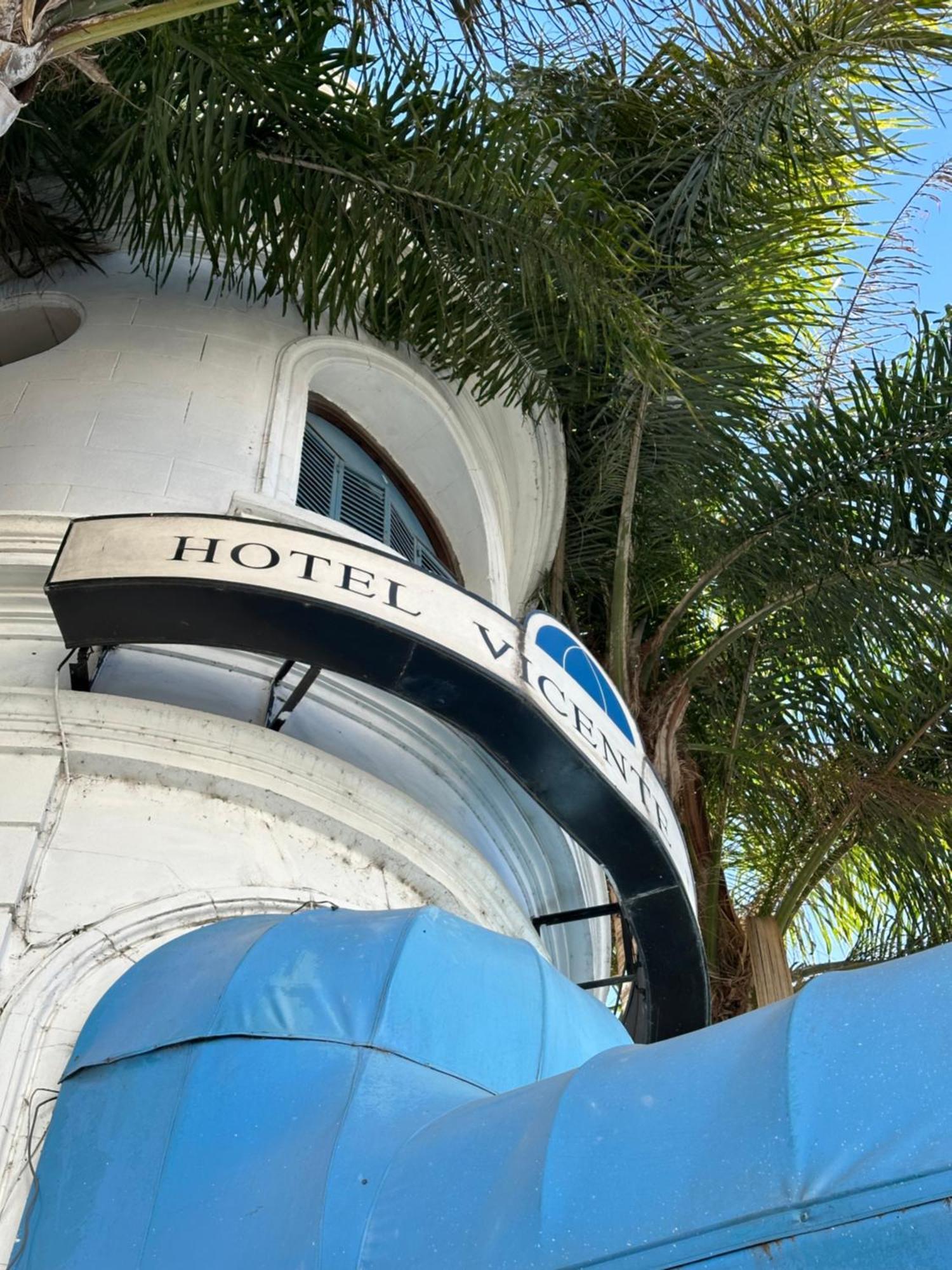 Hotel Vicente López Buitenkant foto